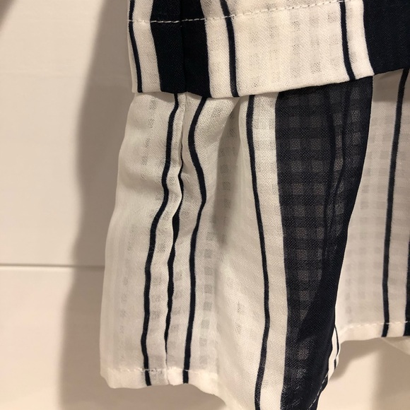 Merona Lightweight Blouse - Picture 4 of 5